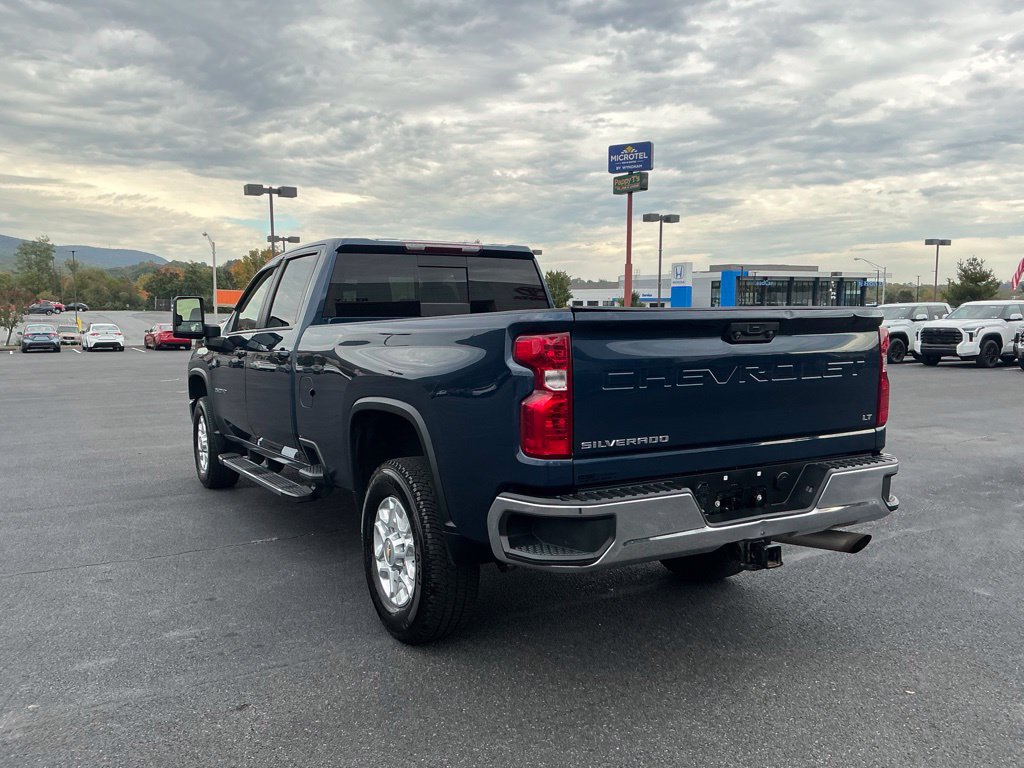 Used 2022 Chevrolet Silverado 2500 LT w/ Convenience Package AWD/4WD image 10