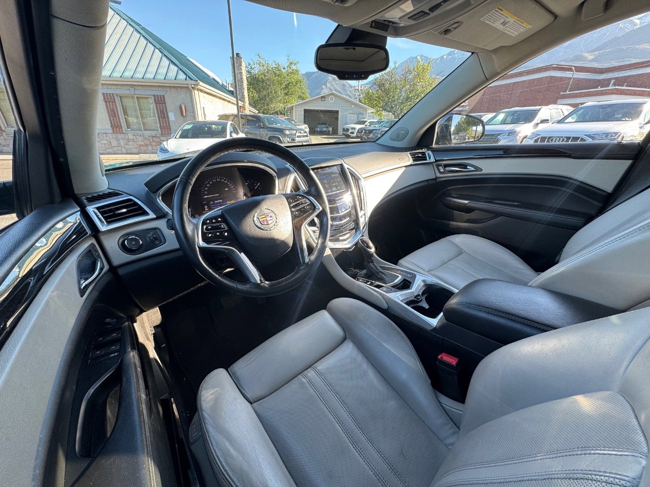 Used 2013 Cadillac SRX Premium AWD/4WD image 17