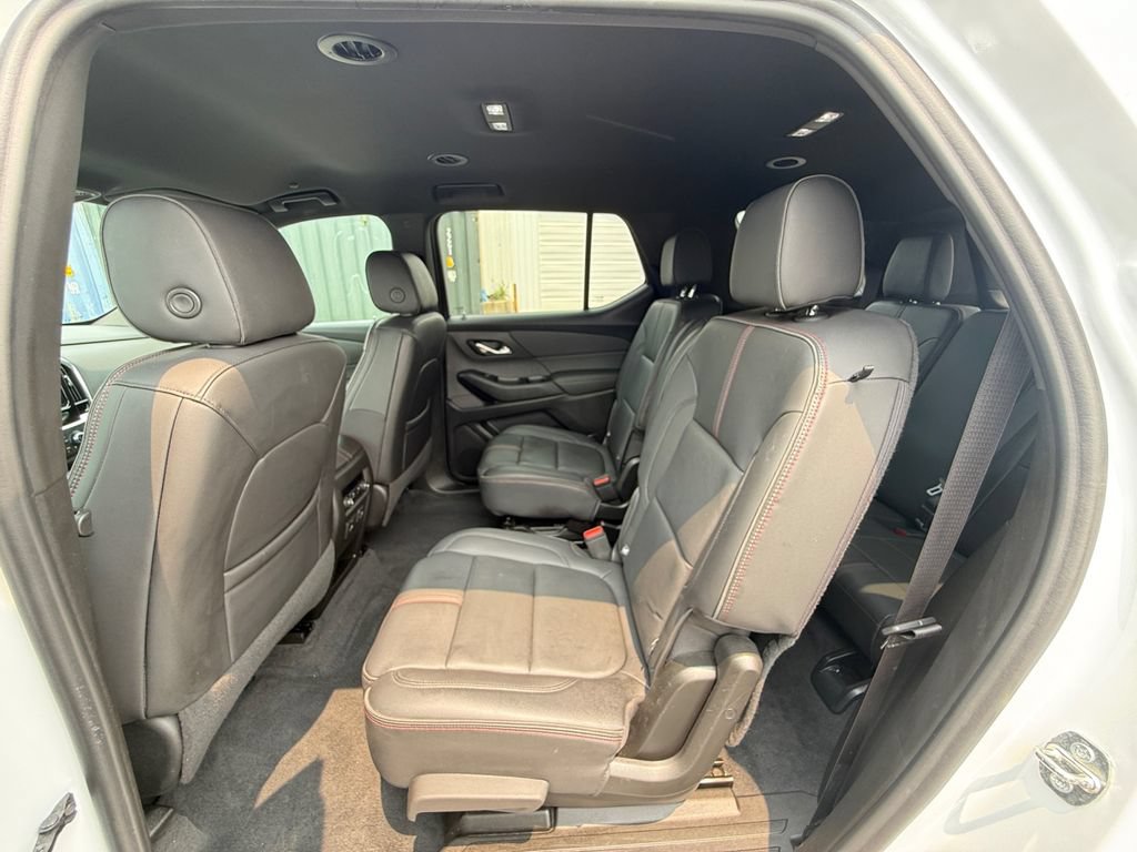 Used 2023 Chevrolet Traverse RS AWD/4WD image 24
