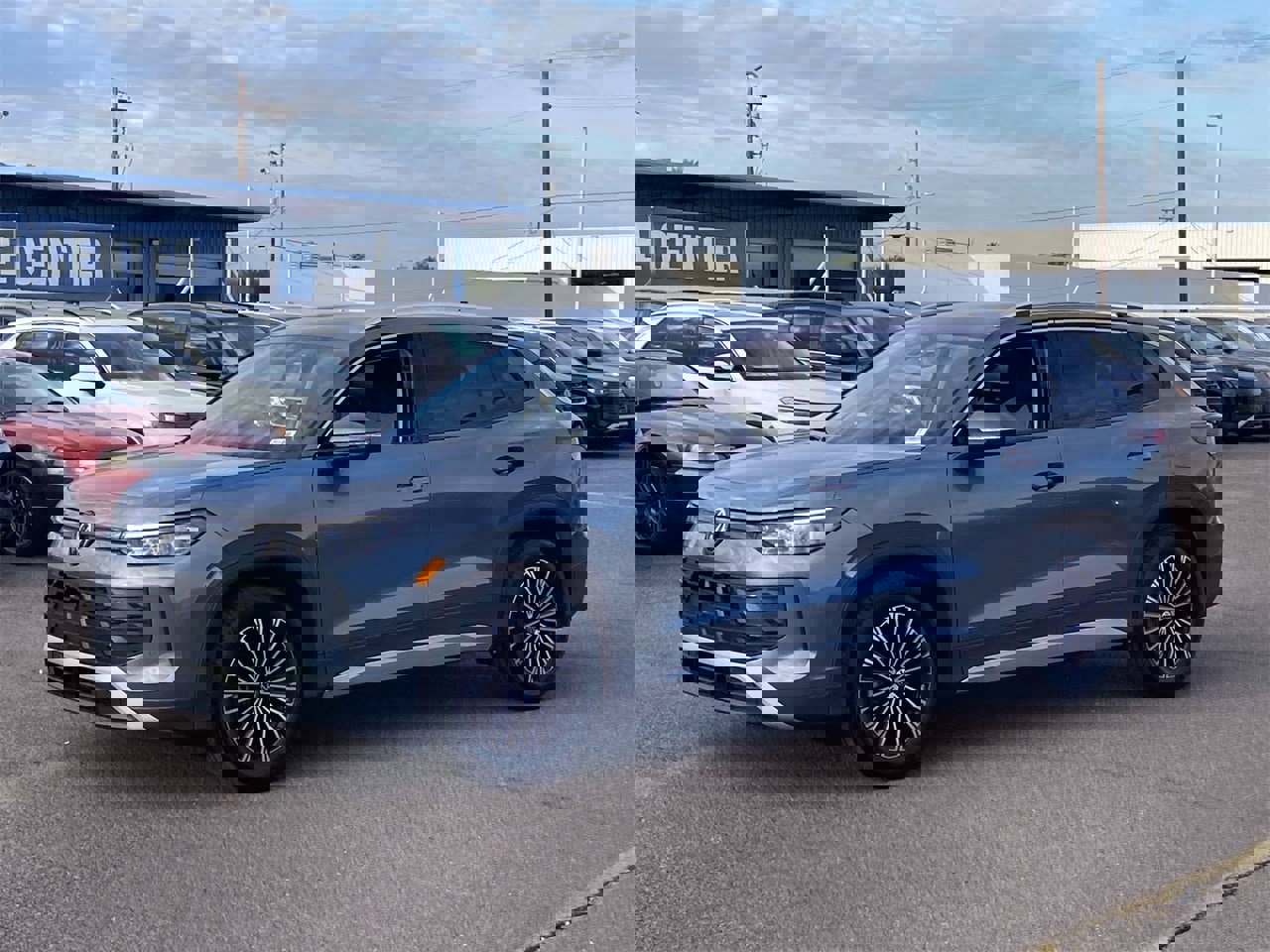 New 2025 Volkswagen Tiguan S image 3