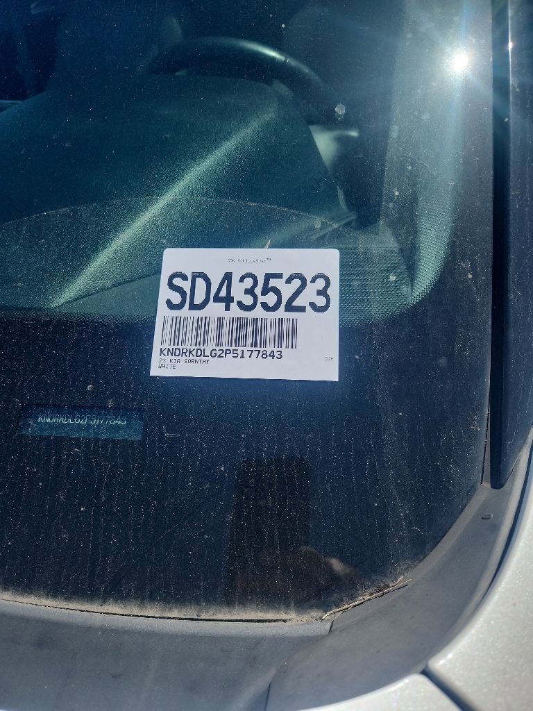 Certified 2023 Kia Sorento SX Prestige w/ Panoramic Sunroof Package AWD/4WD image 5