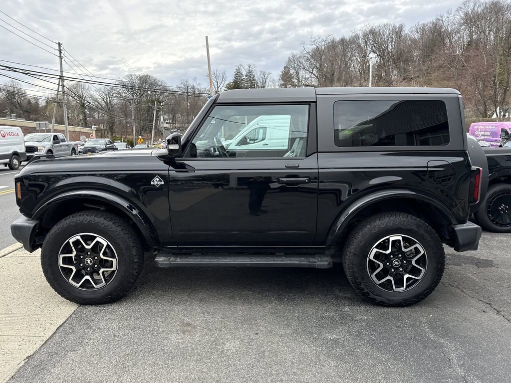 Used 2022 Ford Bronco Outer Banks image 4