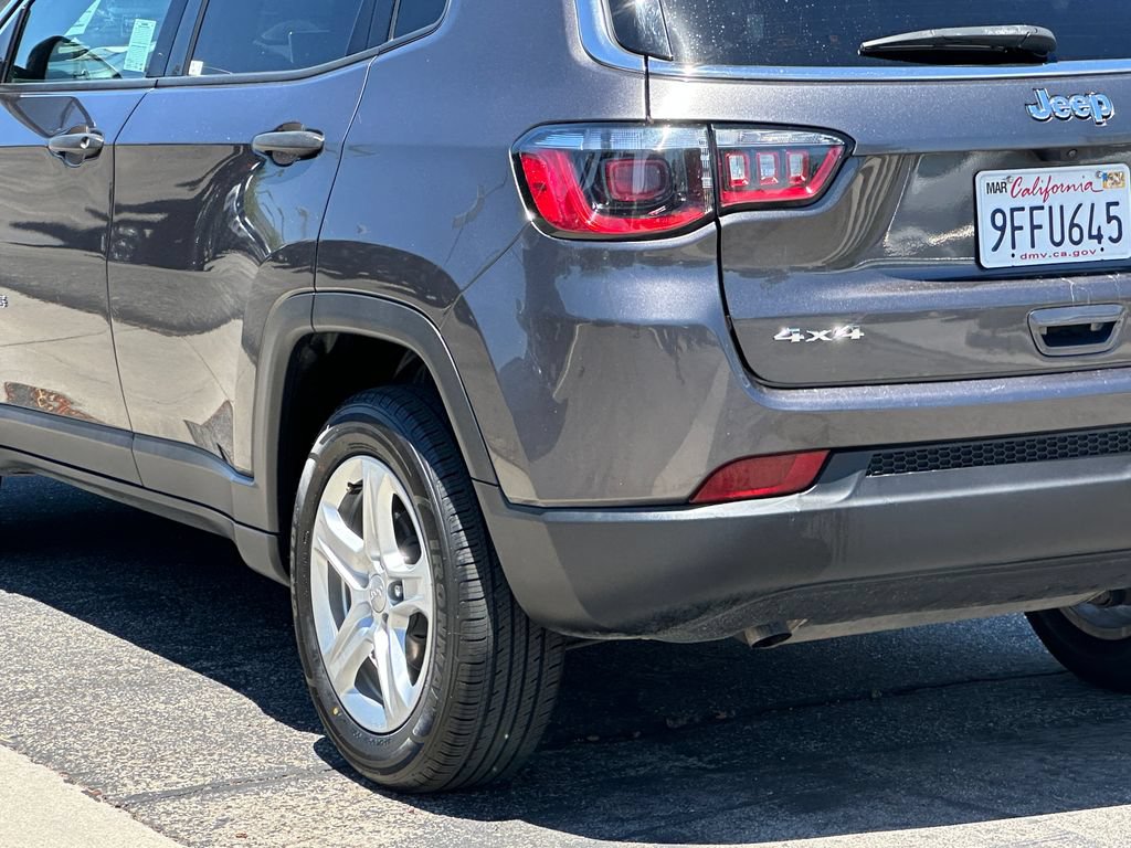 Used 2023 Jeep Compass Sport AWD/4WD image 5