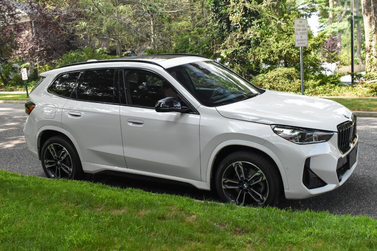 Used 2023 BMW X1 xDrive28i w/ Premium Package AWD/4WD image 10