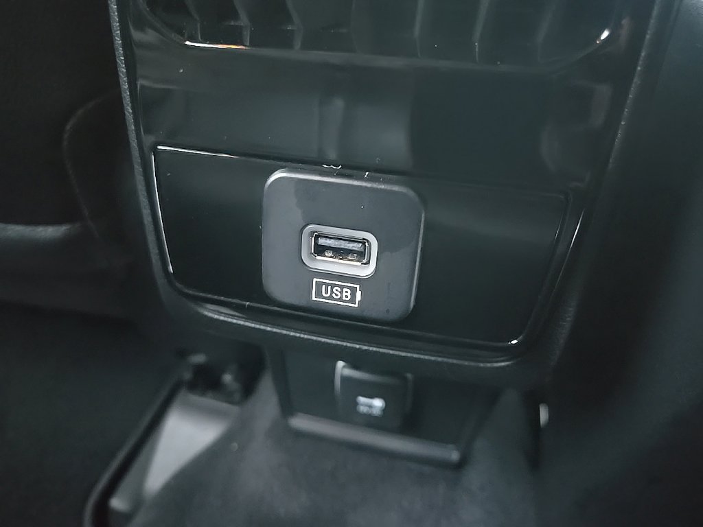 Used 2024 Jeep Compass Limited w/ High Altitude Package AWD/4WD image 86