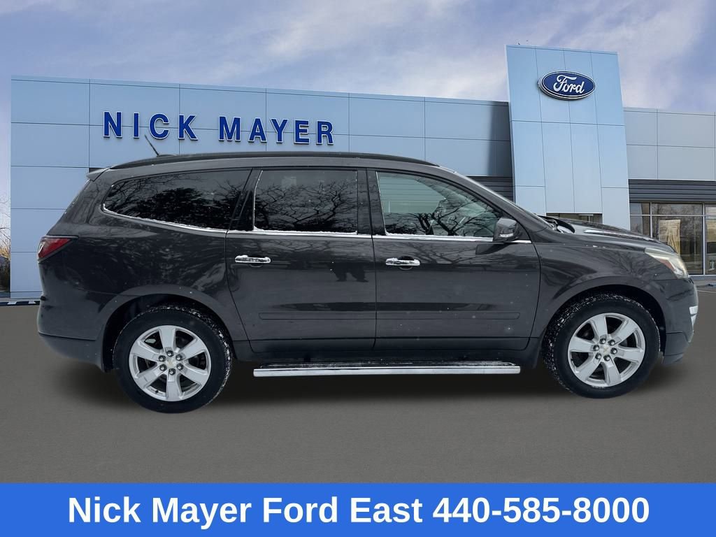 Used 2016 Chevrolet Traverse LT w/ Style and Technology Package image 8