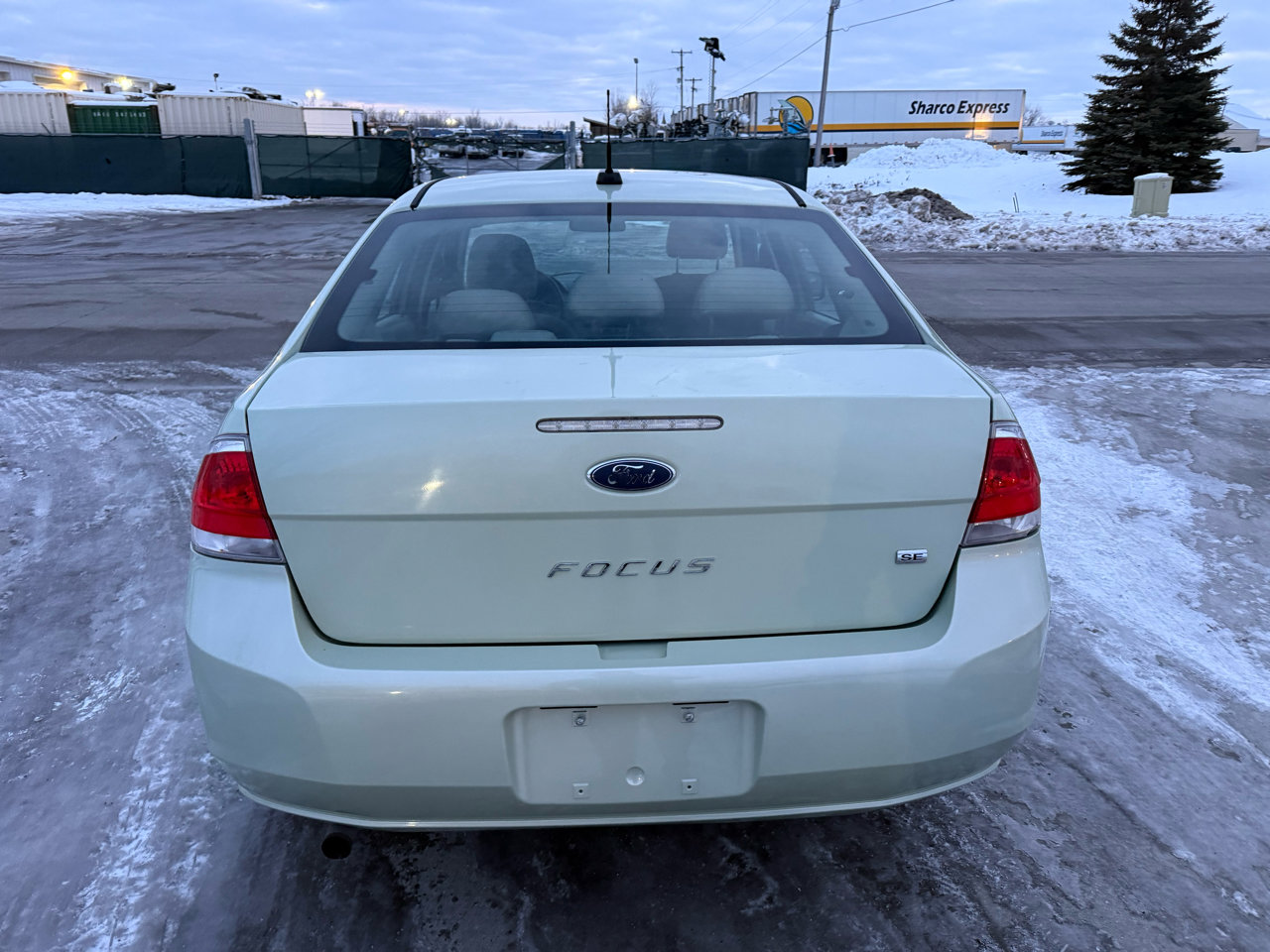Used 2011 Ford Focus SE image 6