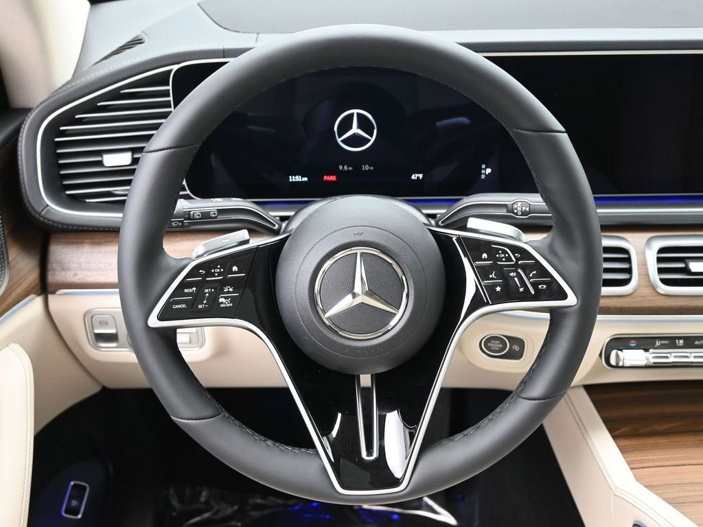 New 2025 Mercedes-Benz GLS 450 4MATIC image 18