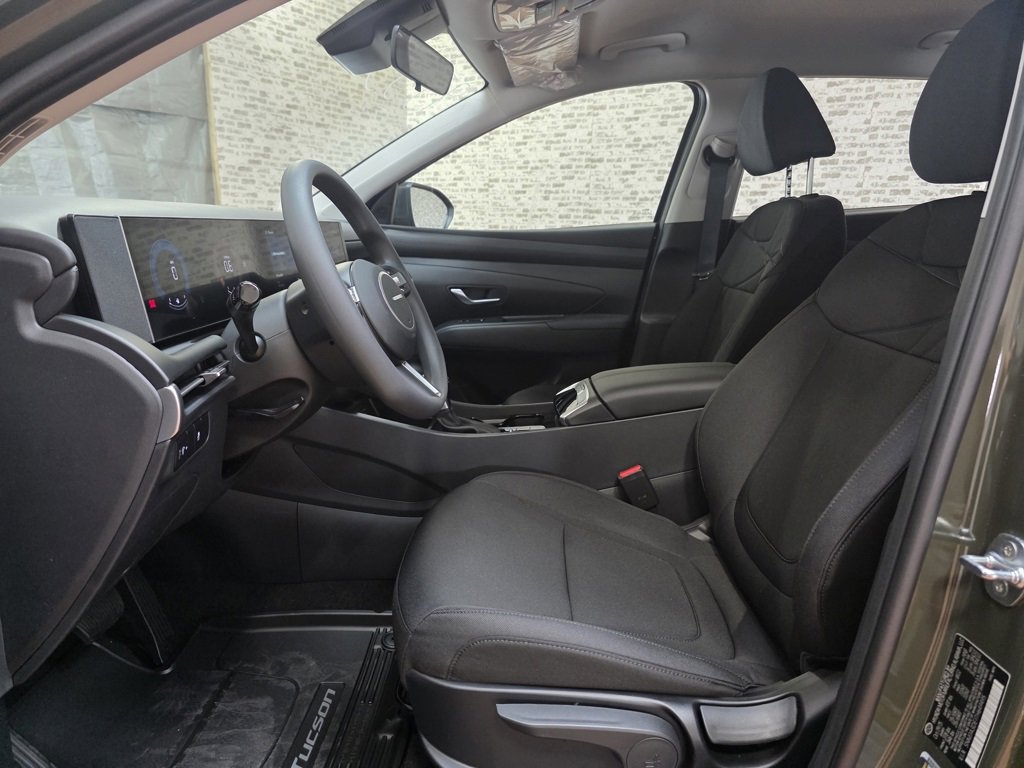 New 2026 Hyundai Tucson SE image 23