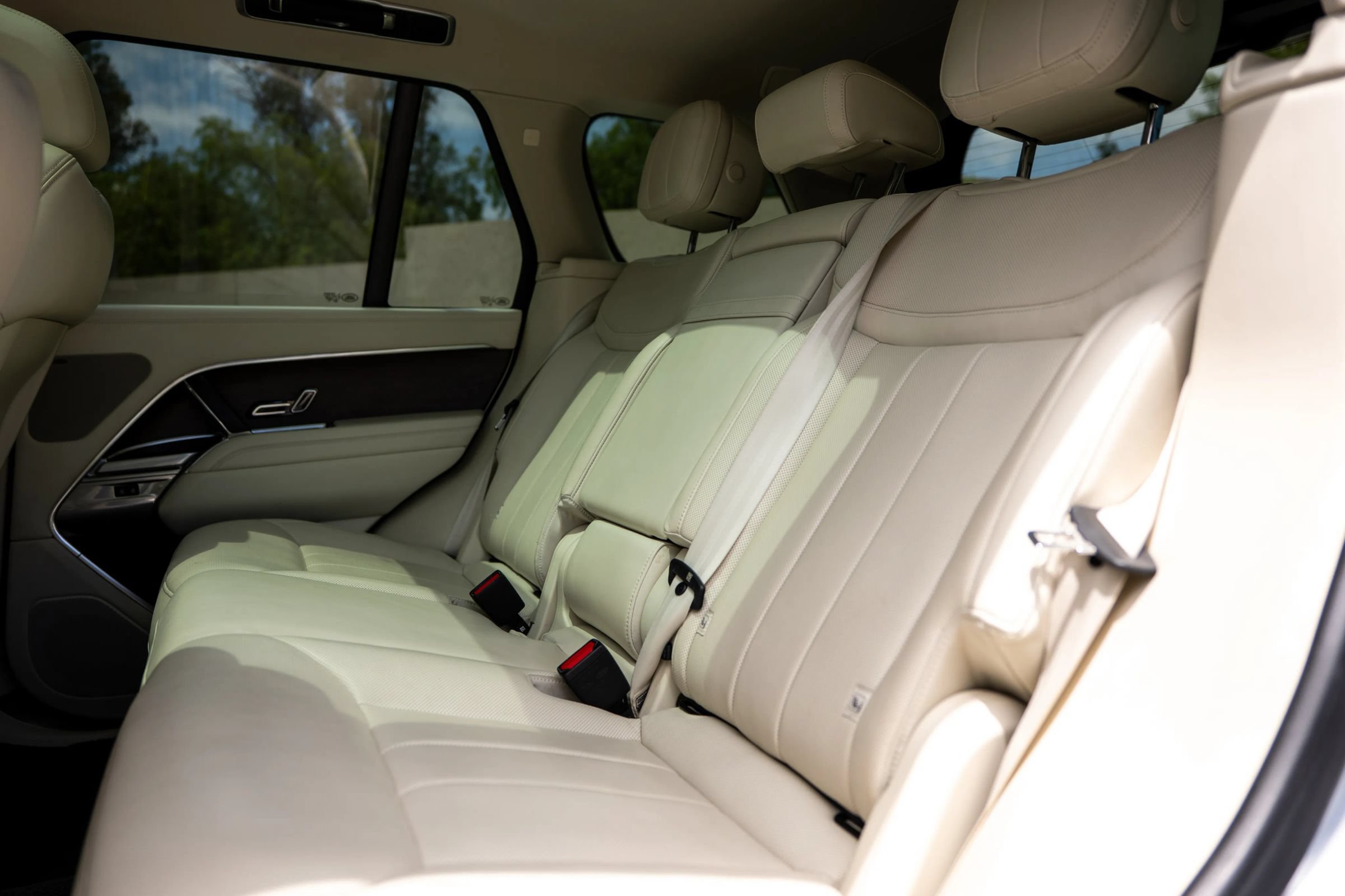 Used 2023 Land Rover Range Rover SE AWD/4WD image 21