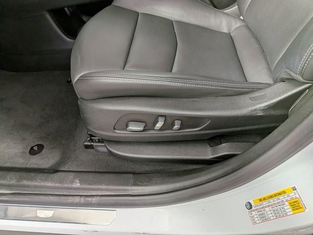 Certified 2023 Cadillac XT6 Premium Luxury w/ LPO, Floor Liner Package AWD/4WD image 19