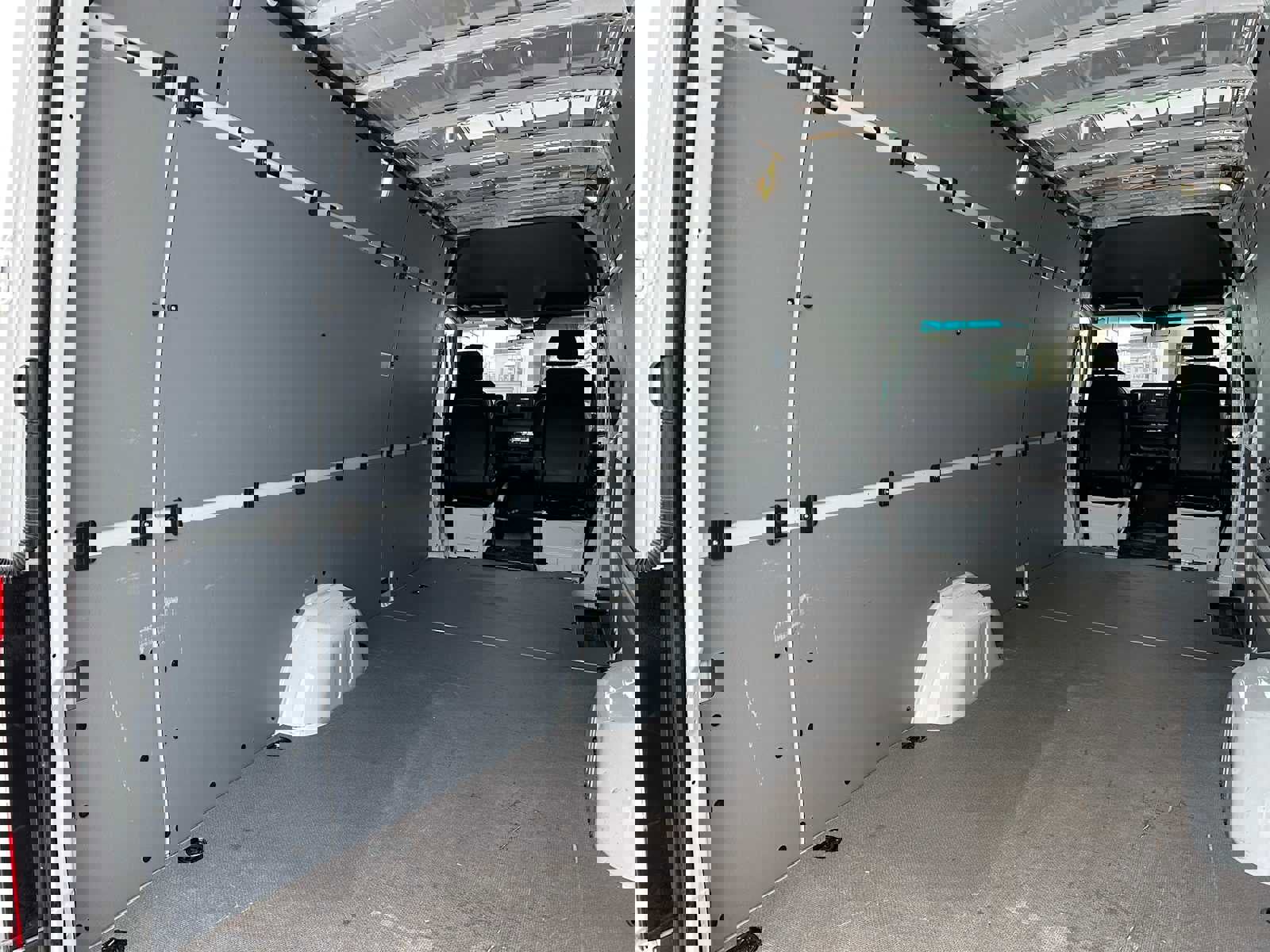 Used 2023 Mercedes-Benz Sprinter 2500 image 20