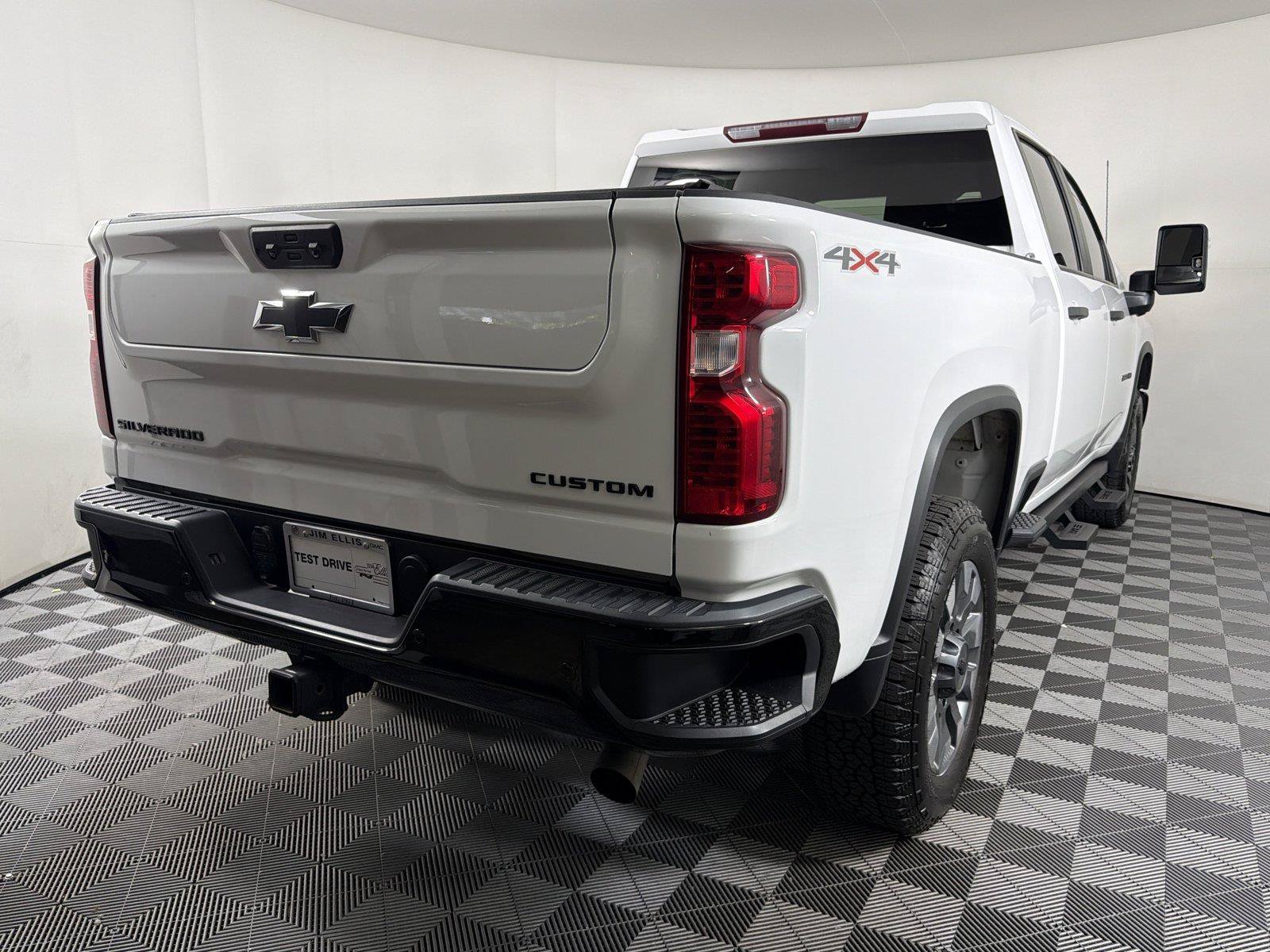 Certified 2024 Chevrolet Silverado 2500 Custom w/ Custom Value Package AWD/4WD image 6