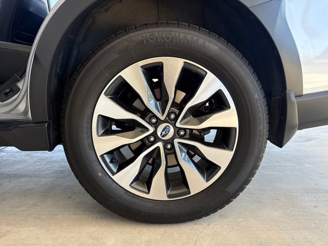 Used 2023 Subaru Outback Limited AWD/4WD image 27