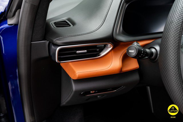 New 2025 Lotus Emira image 34