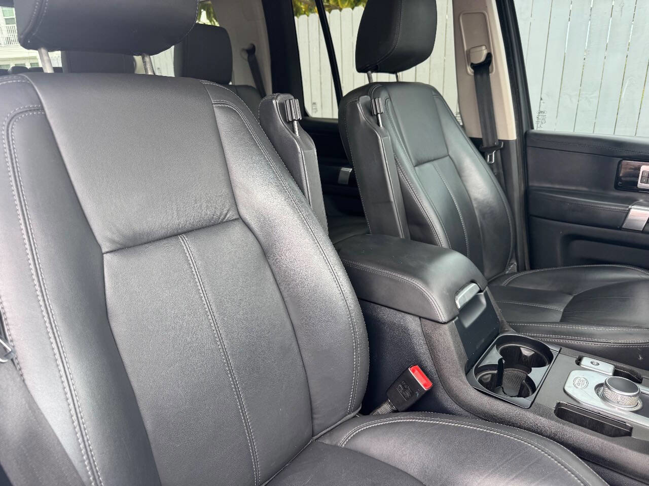 Used 2016 Land Rover LR4 HSE LUX image 10