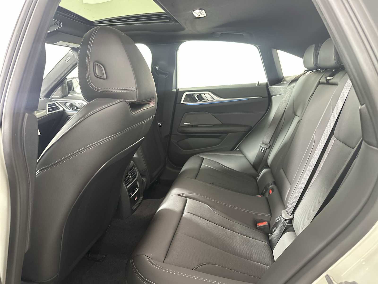 New 2026 BMW i4 xDrive40i w/ M Sport Package image 18