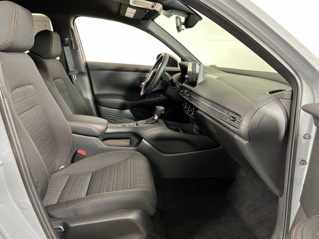 Certified 2026 Honda HR-V Sport image 6