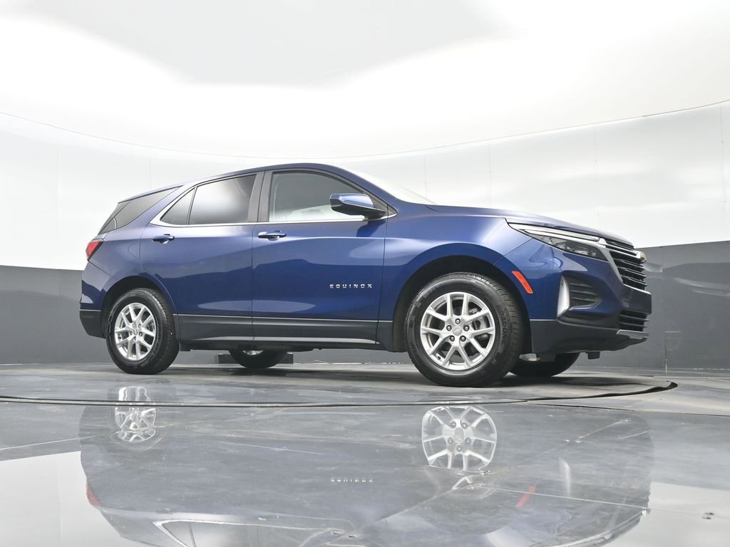 Used 2022 Chevrolet Equinox LT AWD/4WD image 32