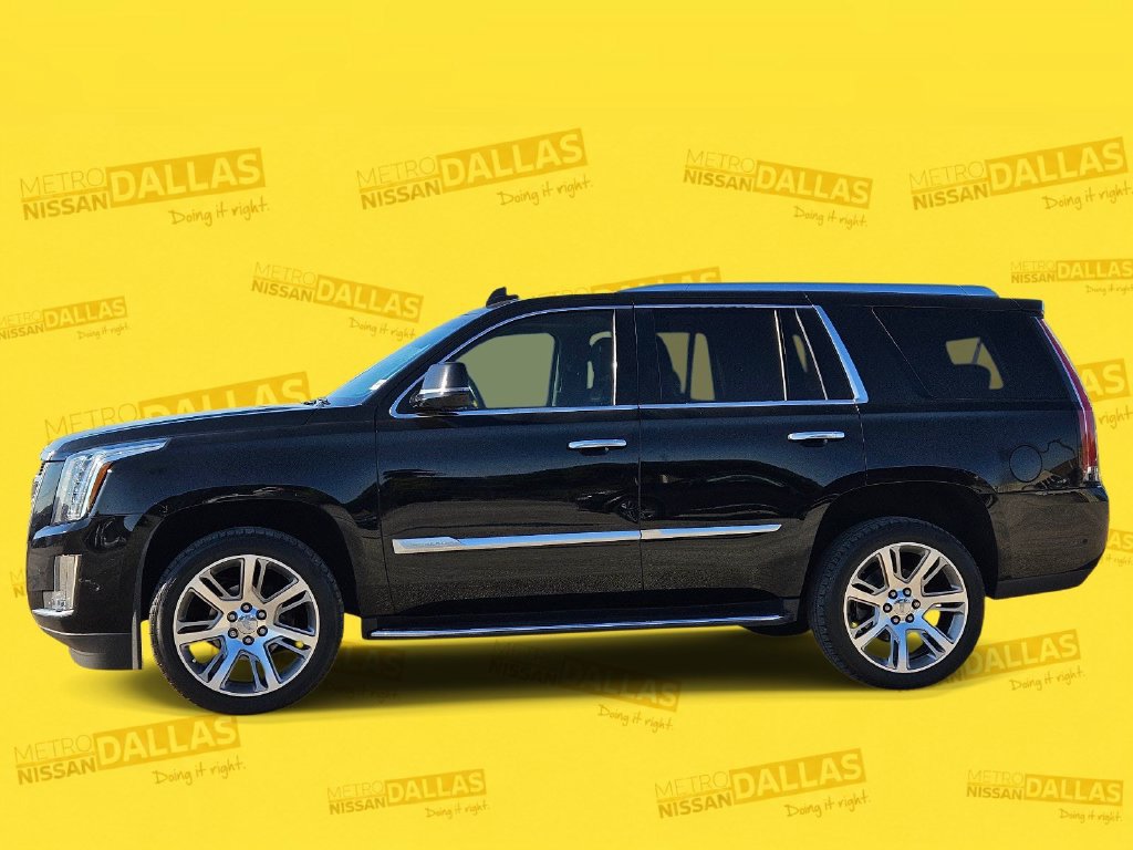Used 2020 Cadillac Escalade Luxury RWD image 3