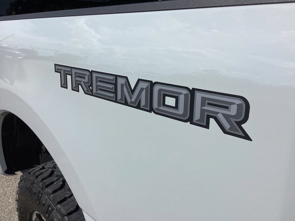 New 2026 Ford F350 Lariat w/ Tremor Off-Road Package AWD/4WD image 21