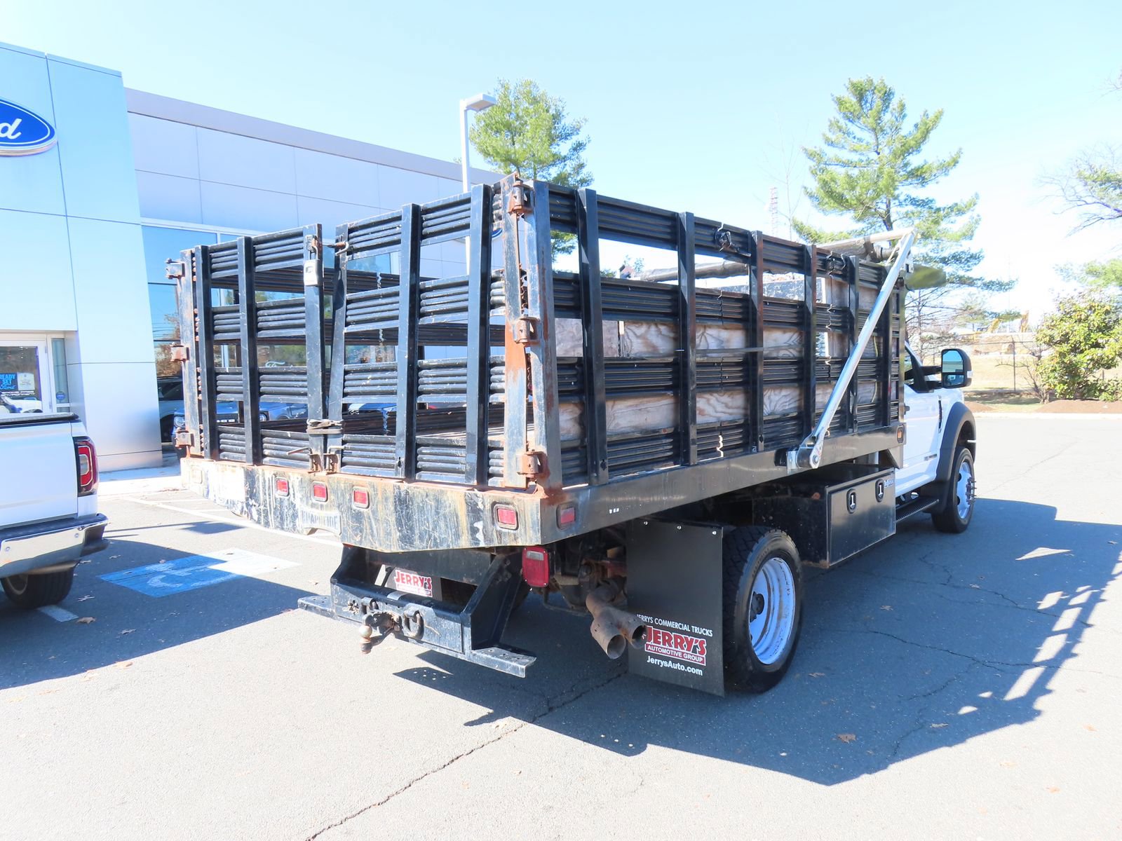 Used 2019 Ford F550 2WD Regular Cab Super Duty image 8