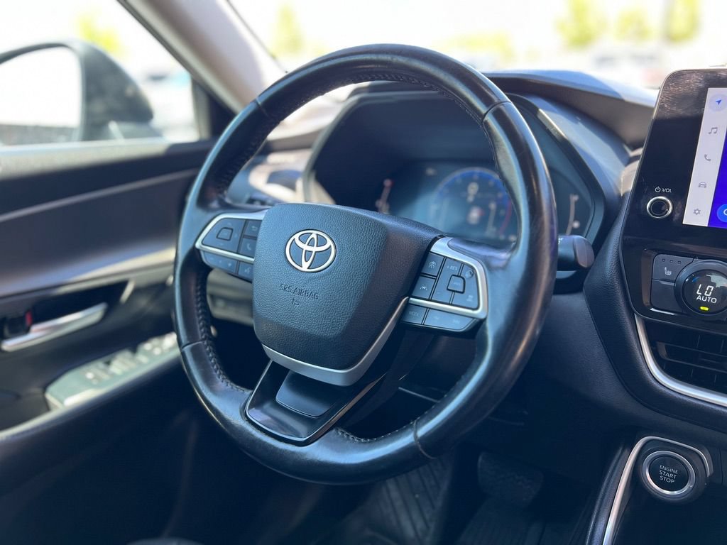 Used 2024 Toyota Grand Highlander AWD image 11