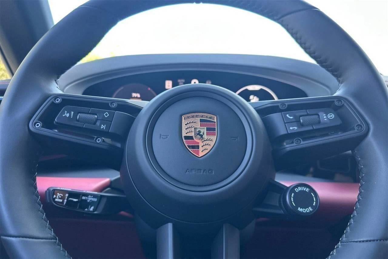 New 2025 Porsche Macan 4S Electric image 72