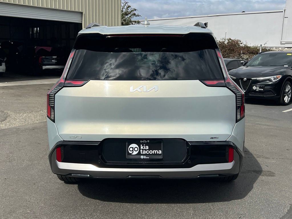 Certified 2024 Kia EV9 GT-Line AWD/4WD image 6