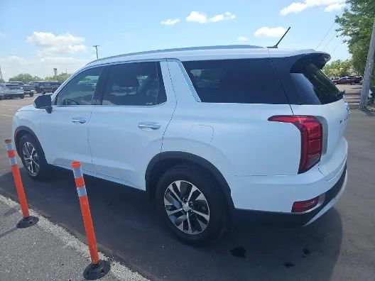 Used 2020 Hyundai Palisade SEL image 2