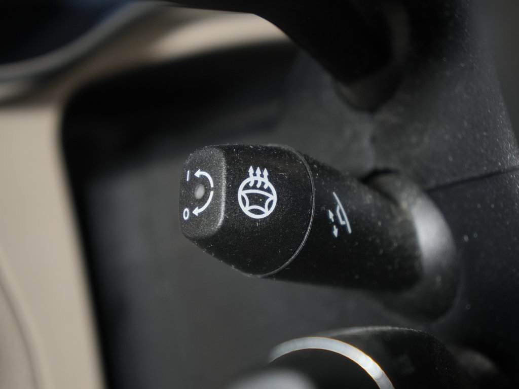 Used 2019 Mercedes-Benz GLC 300 4MATIC image 21