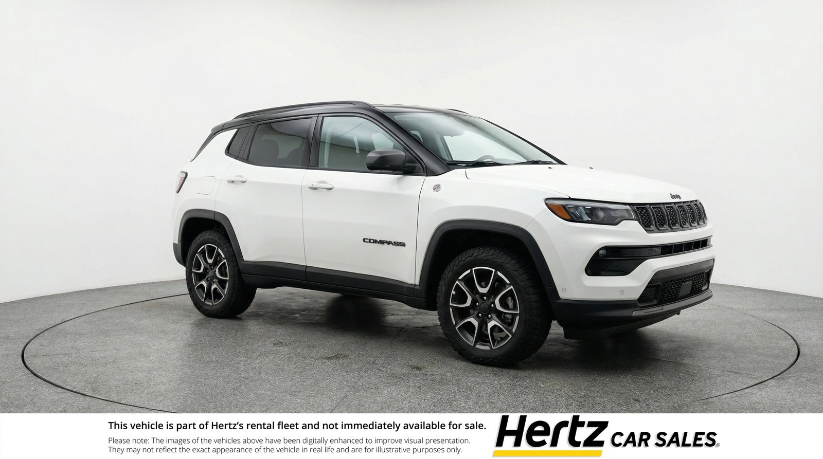 Used 2025 Jeep Compass Trailhawk image 1