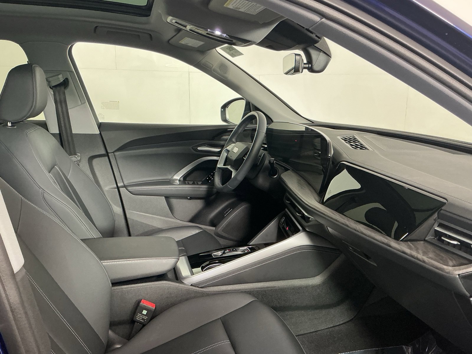 Used 2025 Audi Q5 Premium Plus w/ Premium Plus AWD/4WD image 20
