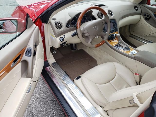 Used 2007 Mercedes-Benz SL 550 image 9