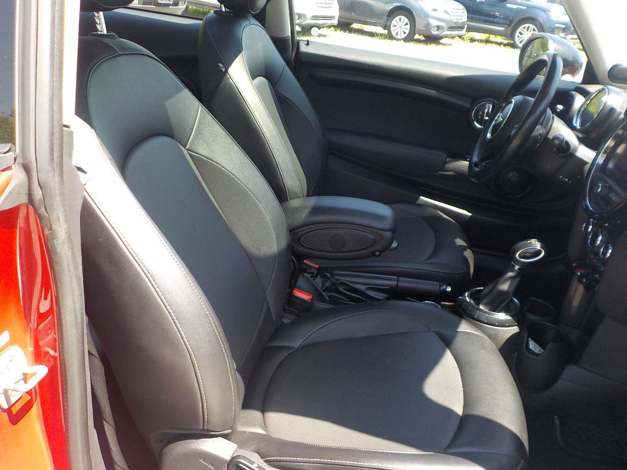 Used 2015 MINI Cooper 2-Door Hardtop FWD image 25