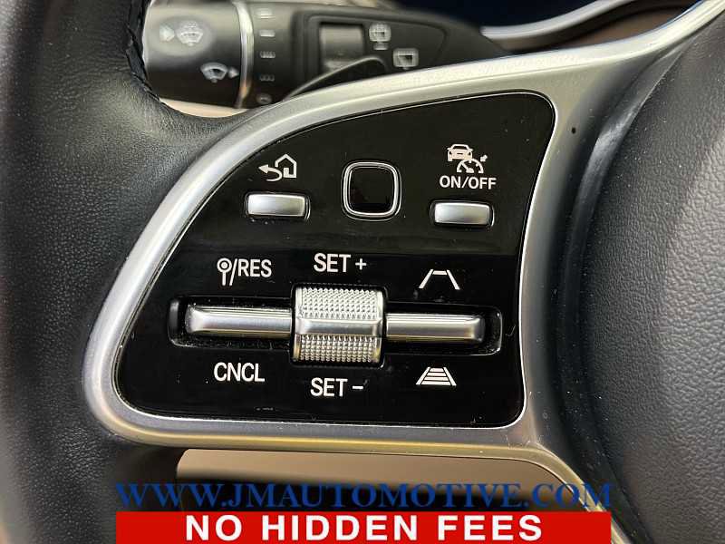 Used 2021 Mercedes-Benz GLC 300 4MATIC image 43