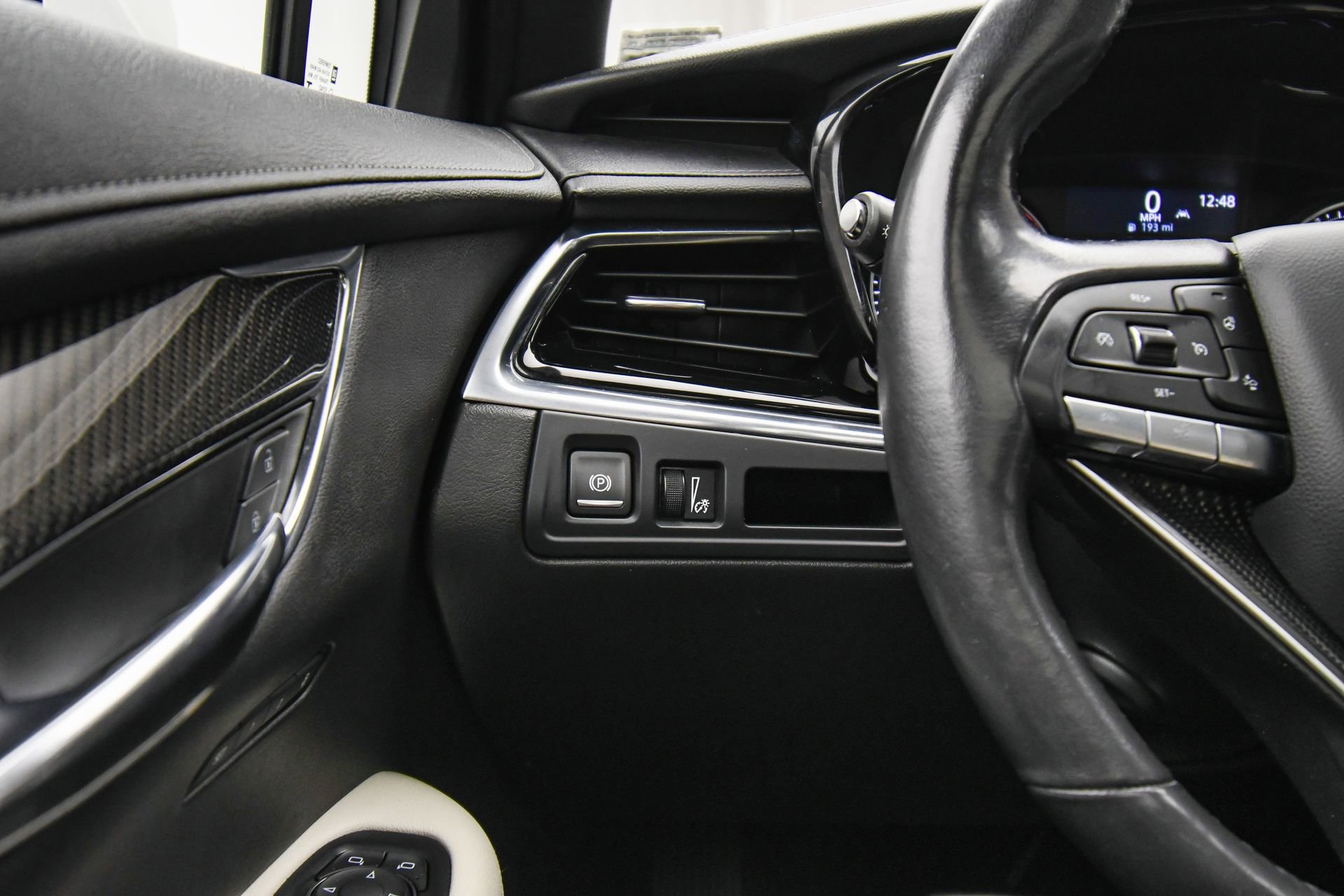 Used 2021 Cadillac XT6 Sport image 37