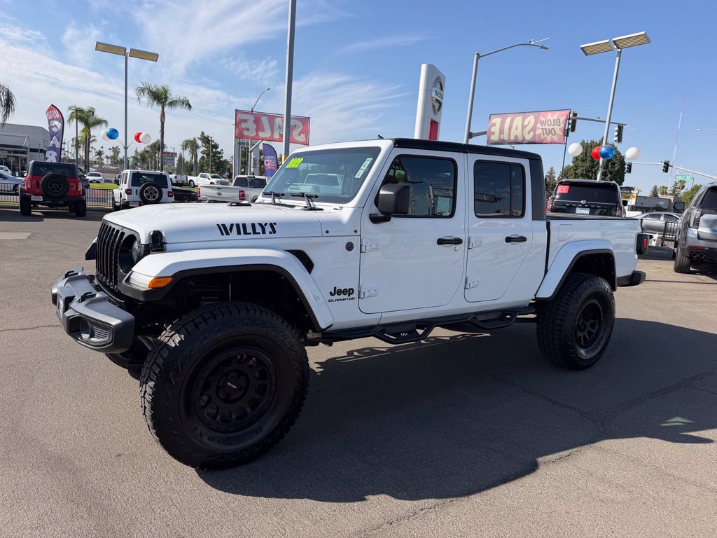 Used 2022 Jeep Gladiator Sport AWD/4WD image 3