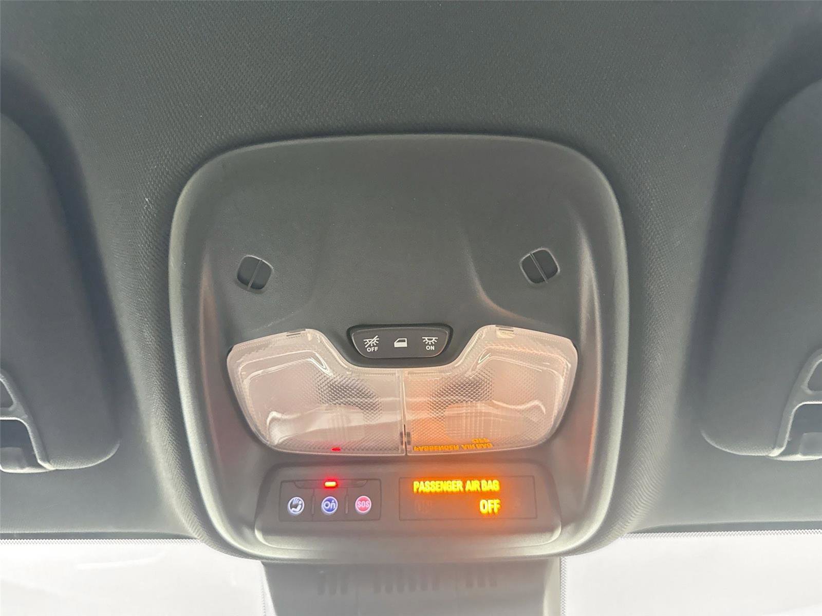 Used 2023 GMC Canyon AT4 w/ AT4 Premium Package image 6