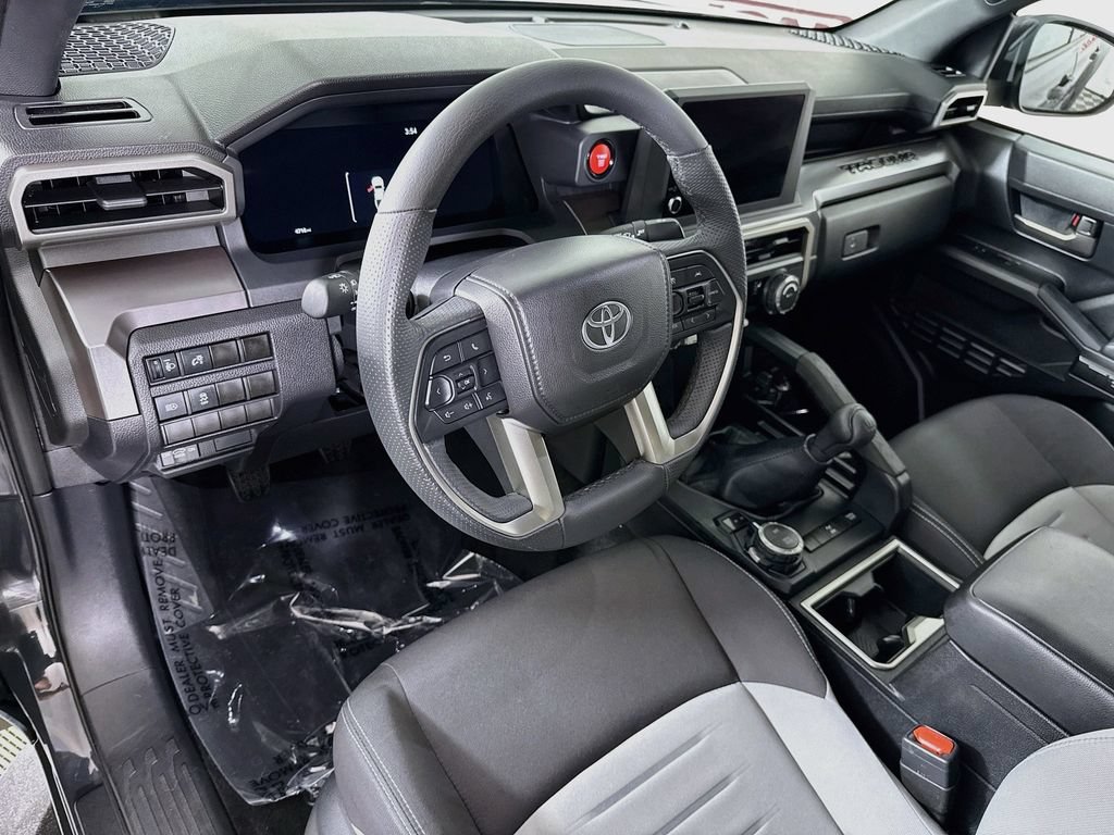 Certified 2025 Toyota Tacoma TRD Off-Road AWD/4WD image 18