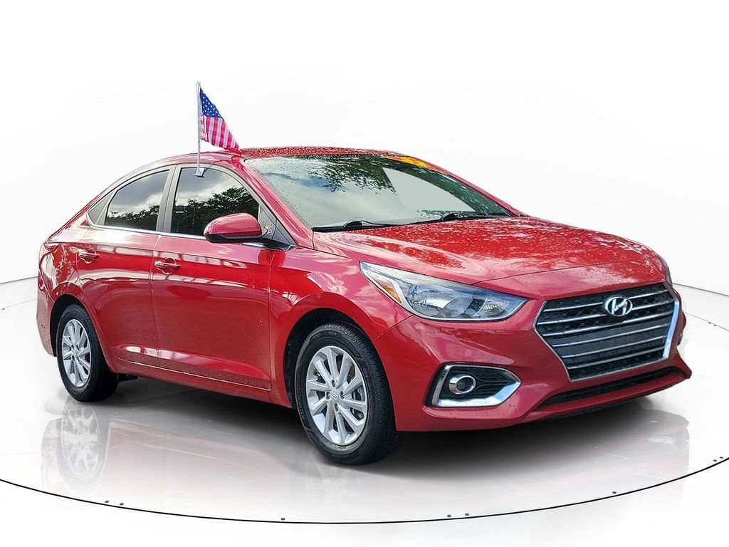 Used 2022 Hyundai Accent SEL FWD image 2