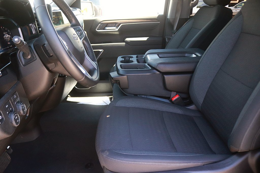Used 2026 Chevrolet Silverado 1500 RST AWD/4WD image 16