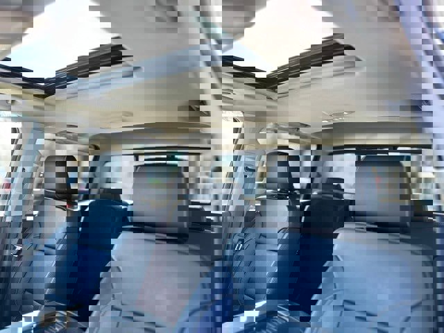 Used 2018 Chevrolet Silverado 1500 LTZ Z71 w/ Redline Edition image 11