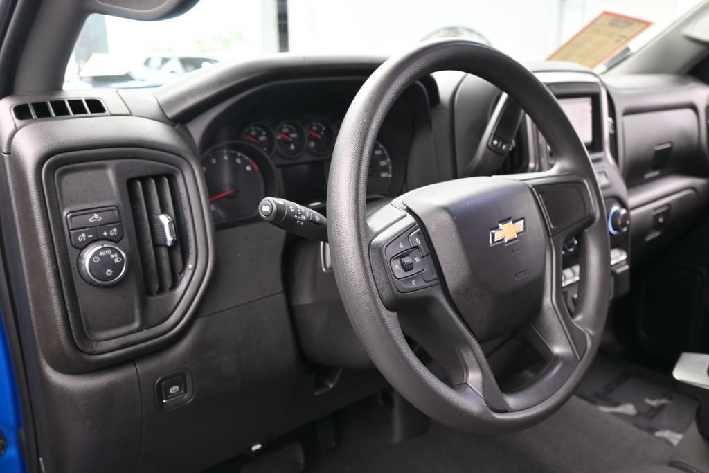 Used 2024 Chevrolet Silverado 1500 Custom RWD image 15