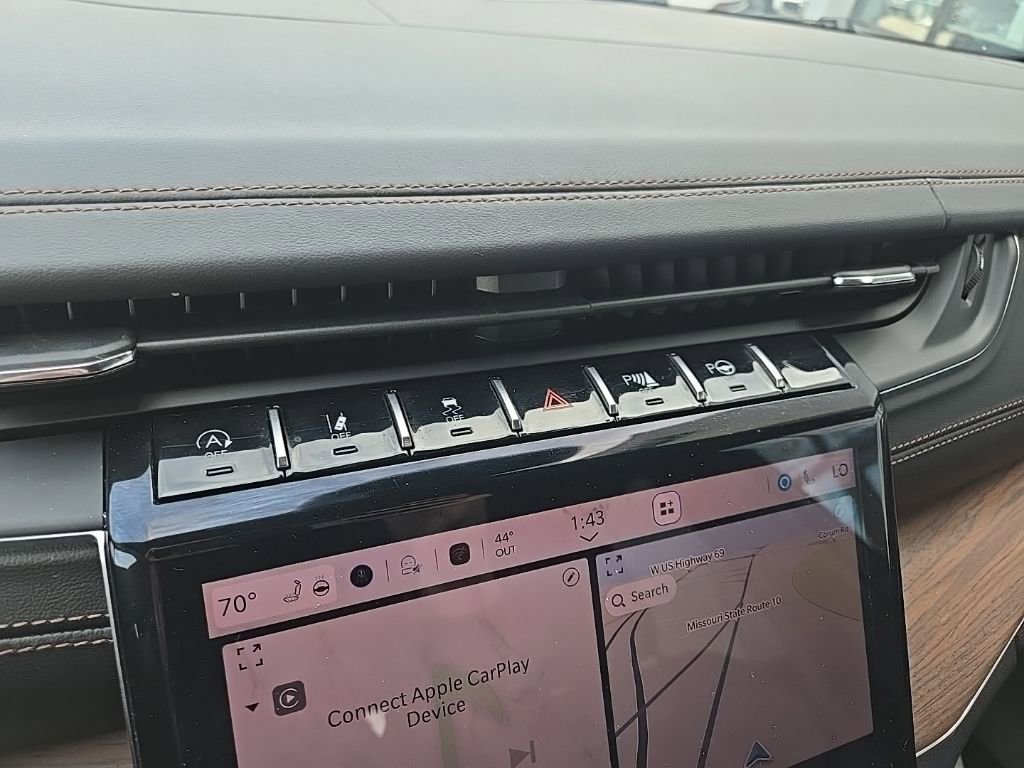 Used 2025 Jeep Grand Cherokee Summit image 49