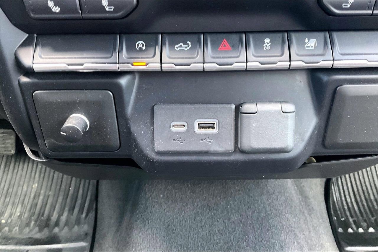 Used 2021 Chevrolet Silverado 1500 LT image 17