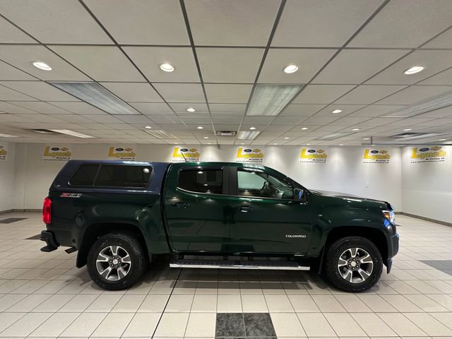 Used 2016 Chevrolet Colorado Z71 AWD/4WD image 3