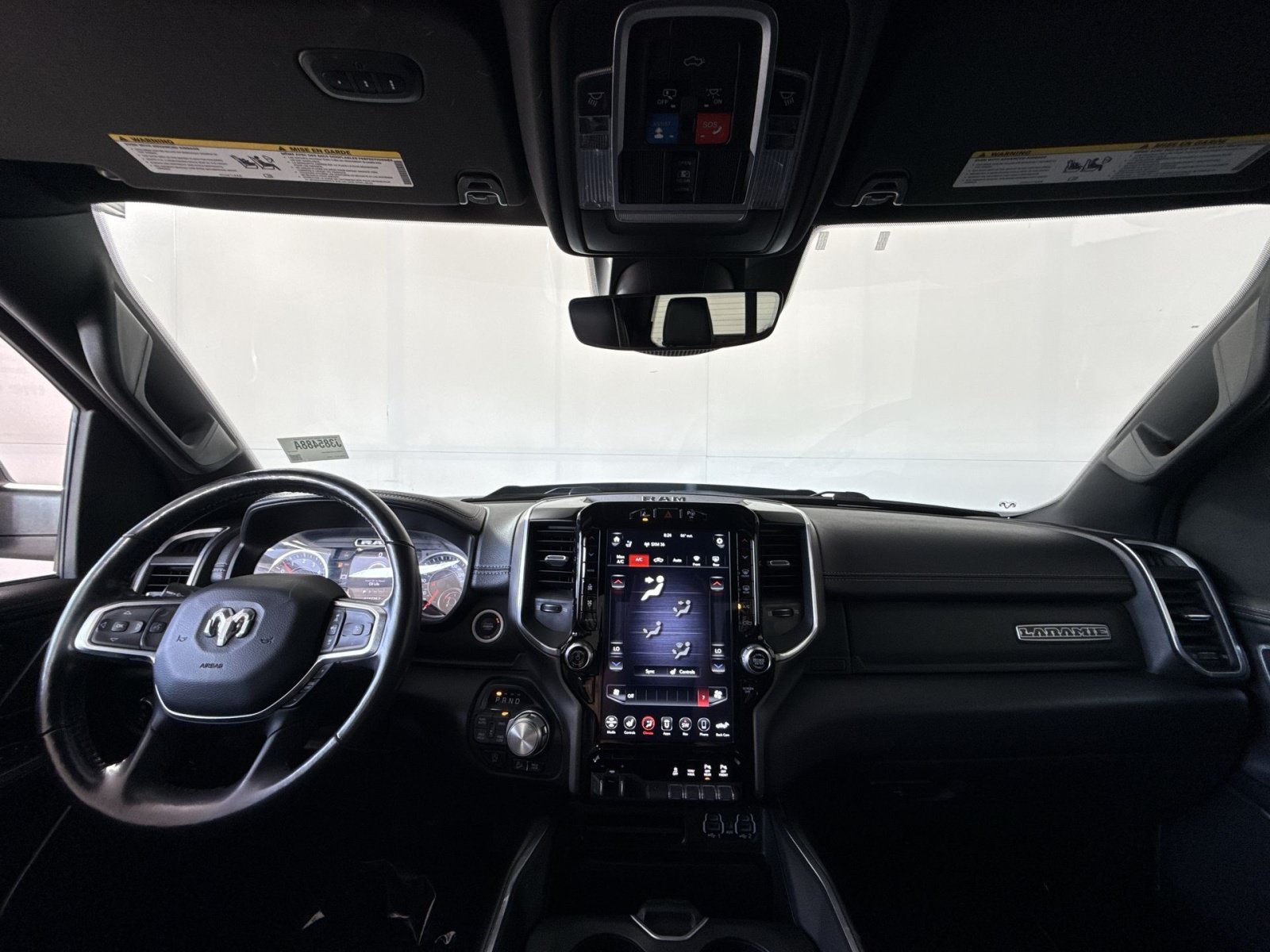 Used 2020 RAM 1500 Laramie AWD/4WD image 23