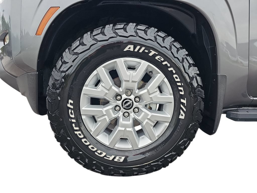 Used 2022 Nissan Frontier SV AWD/4WD image 30