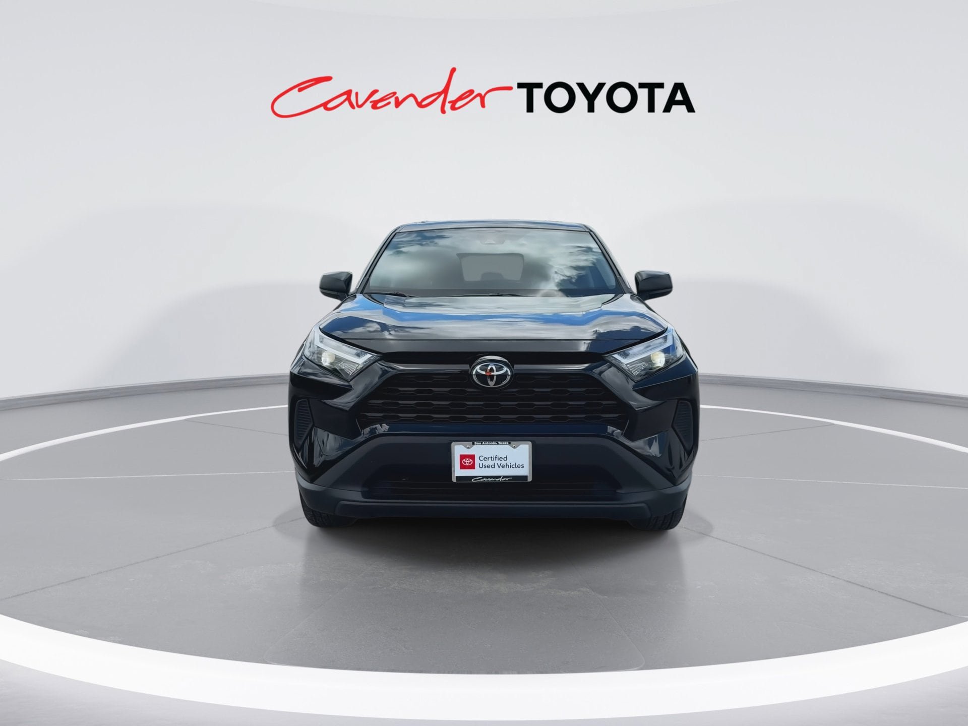 Certified 2025 Toyota RAV4 LE FWD image 3